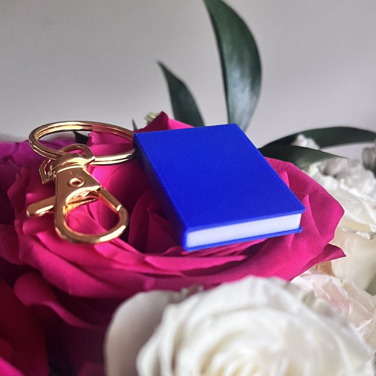 Colored Book Keychain | 3legant Designs